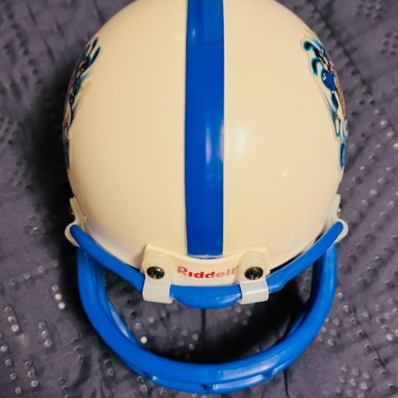 Disney Mini Helmet Ridell Goofy's Growlers  Size 3-5/8 VERY RARE FIND ! - Picture 4 of 4